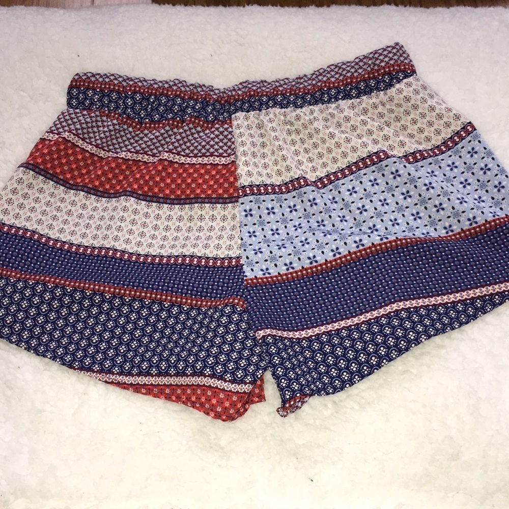 Lovely day Aztec shorts lounge/bed/everyday shorts bandanna western flowy small‌ - Picture 7 of 7